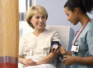 Hướng dẫn cách đo huyết áp đúng cách chính xác nhất